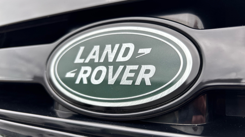 Land Rover Defender 90 Diesel 3.0 D250 Hard Top SE Auto